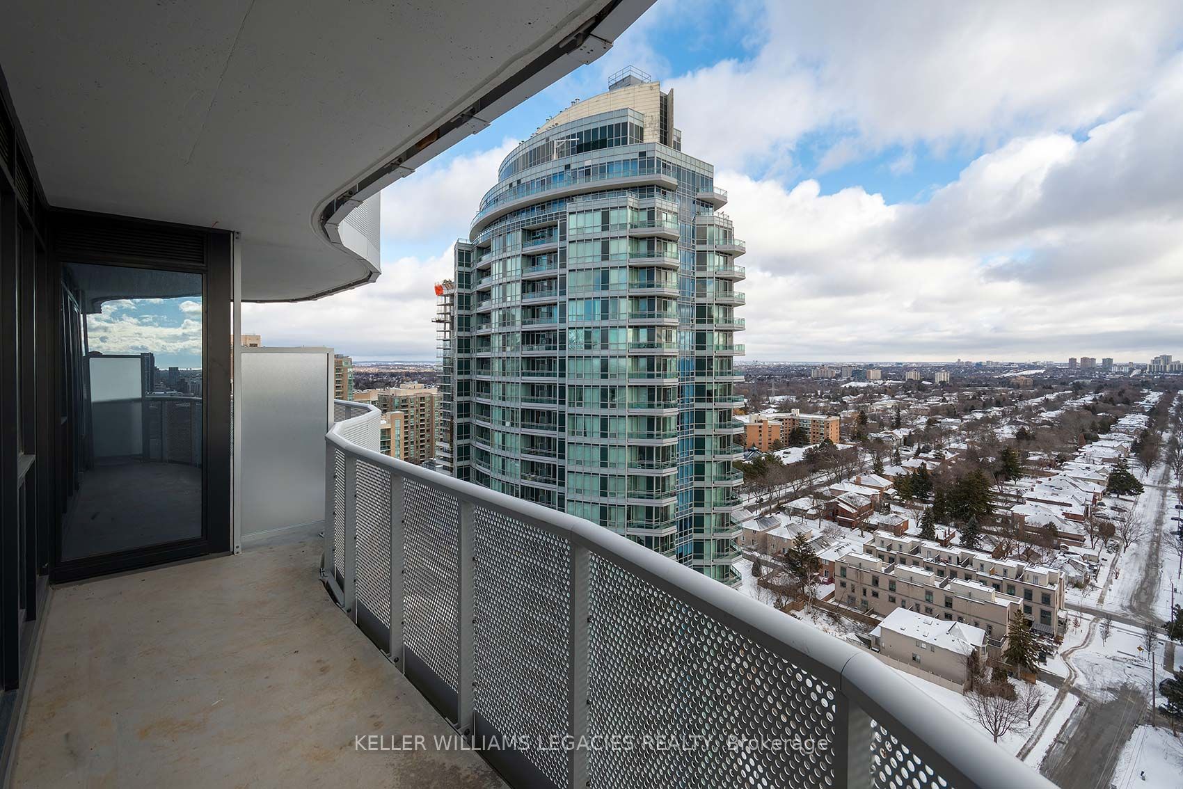 #2109 - 15 Holmes Avenue, Toronto, ON M2N 0L4