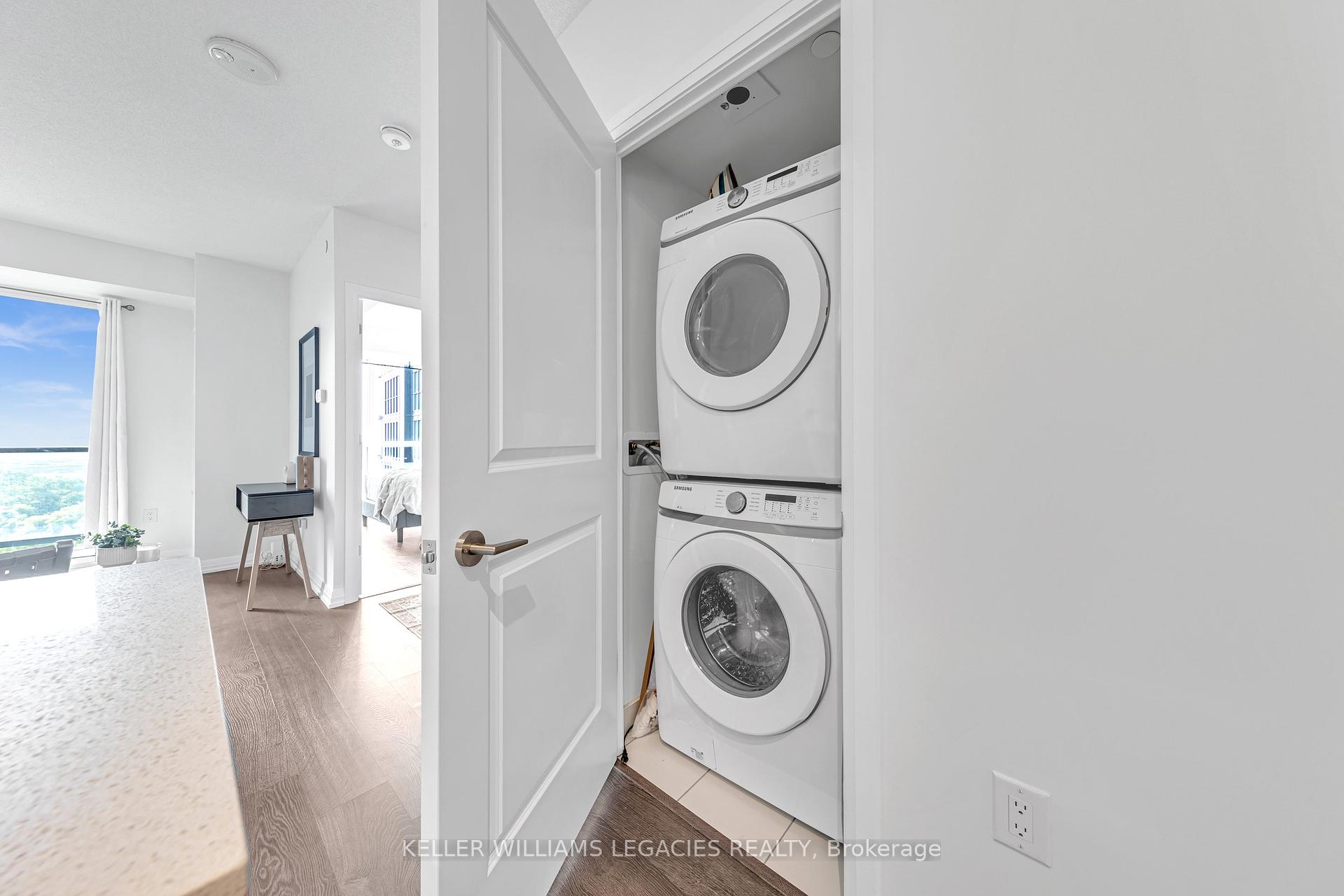 2 Bedrooms Condo at 50 Thomas Riley, Toronto For sale