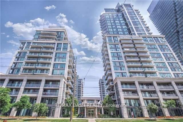 2121 Lakeshore