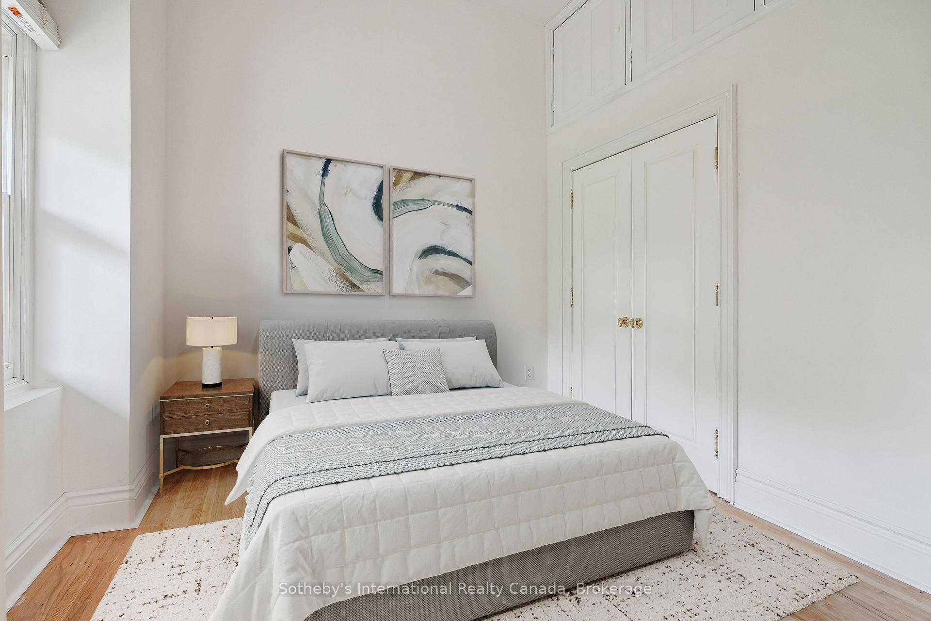 2 Bedrooms Condo at 35 Duke, Hamilton For sale