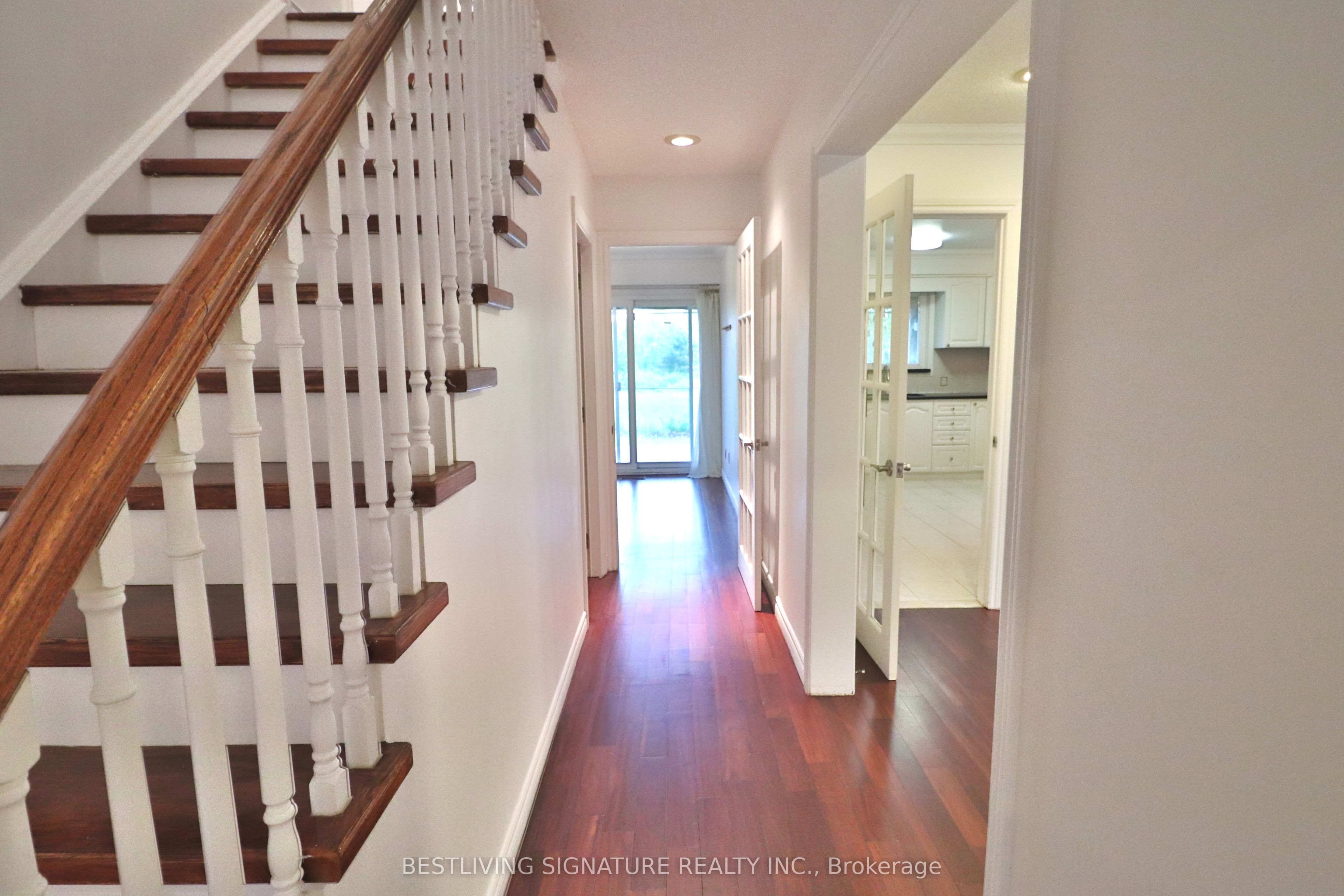 17 Eagle Point Road