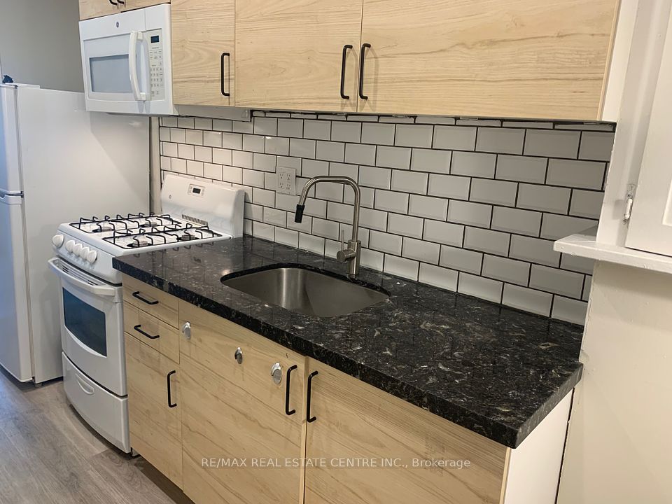 #A - 22 Nelson Street, Brampton, ON L6V 1C9