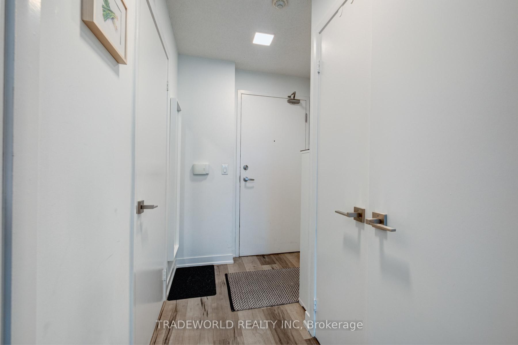 2 Bedrooms Condo at 155 Legion, Toronto For sale