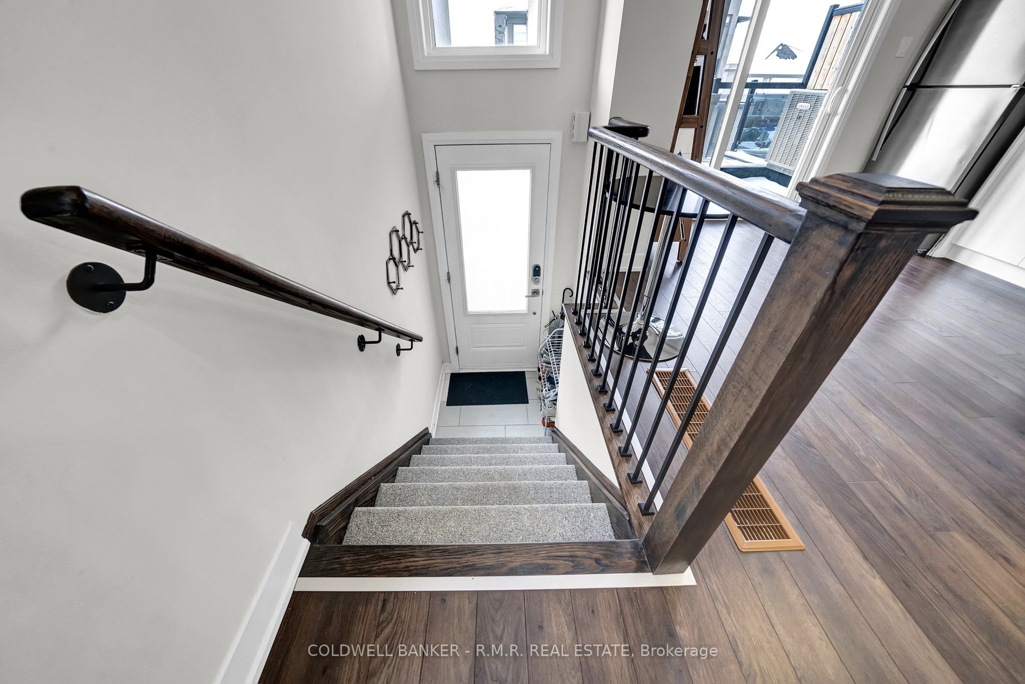 15 Shawfield Way, #83