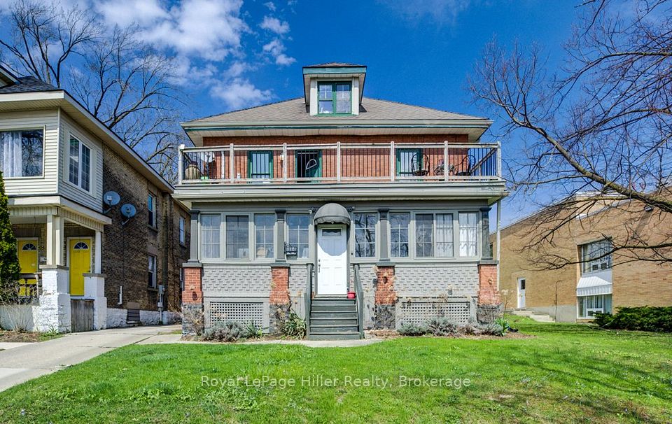 112 Huron