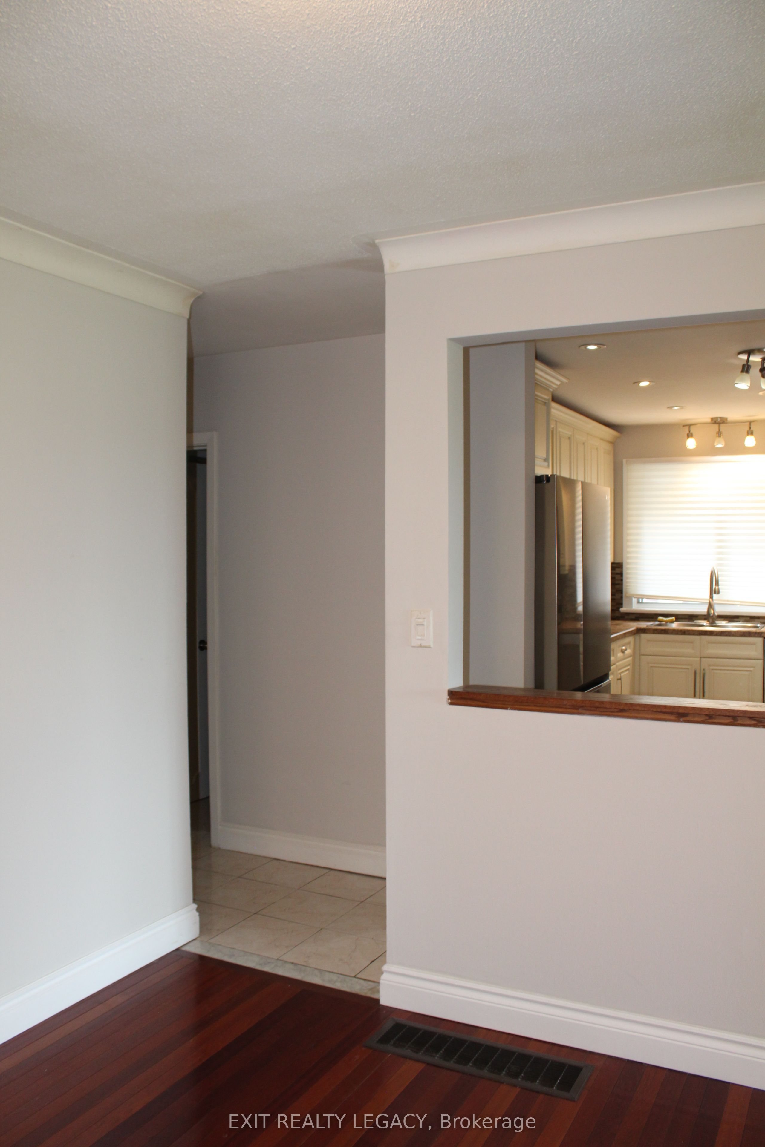 89 Bond Crescent