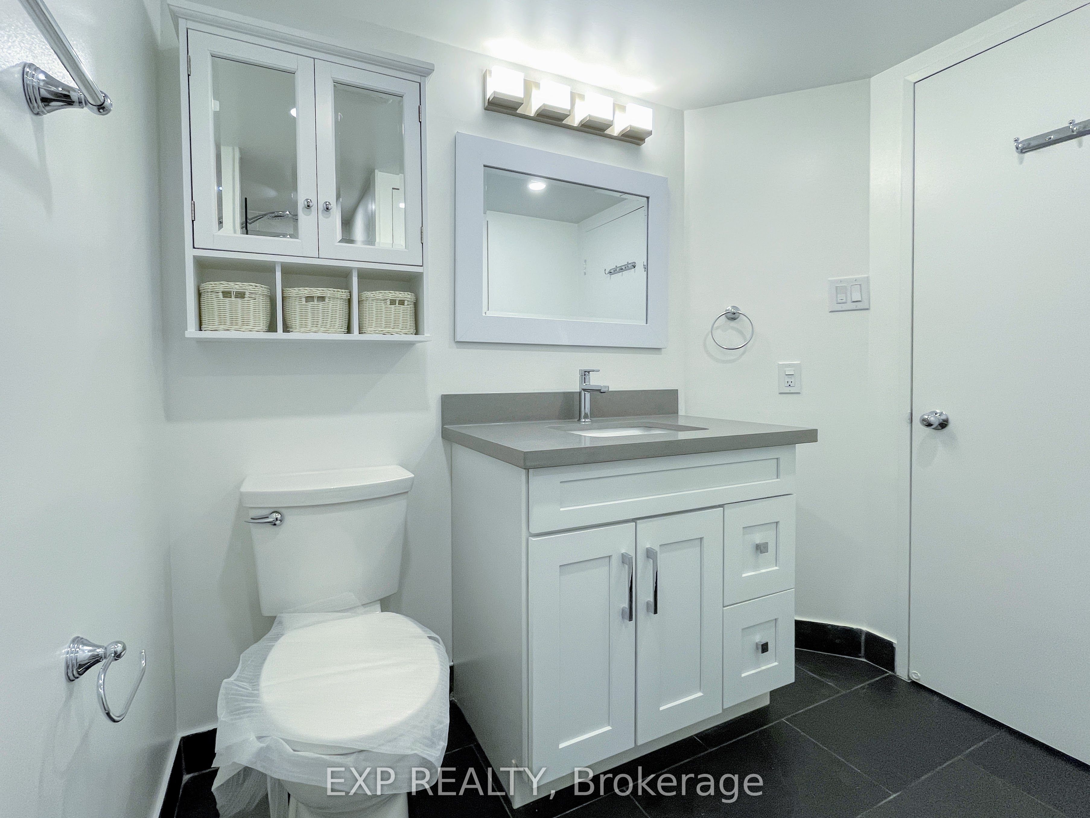 1055 Bay Street, #1802