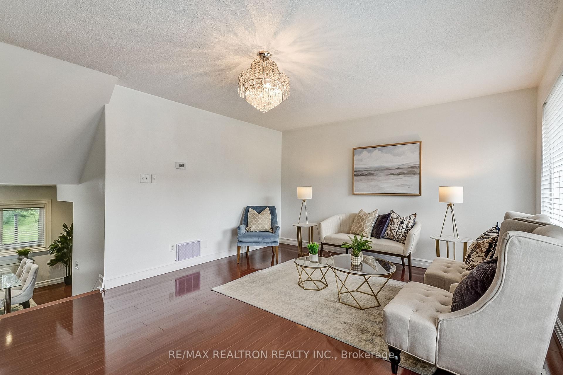 3 Bedrooms Condo at 6442 Finch, Toronto For sale