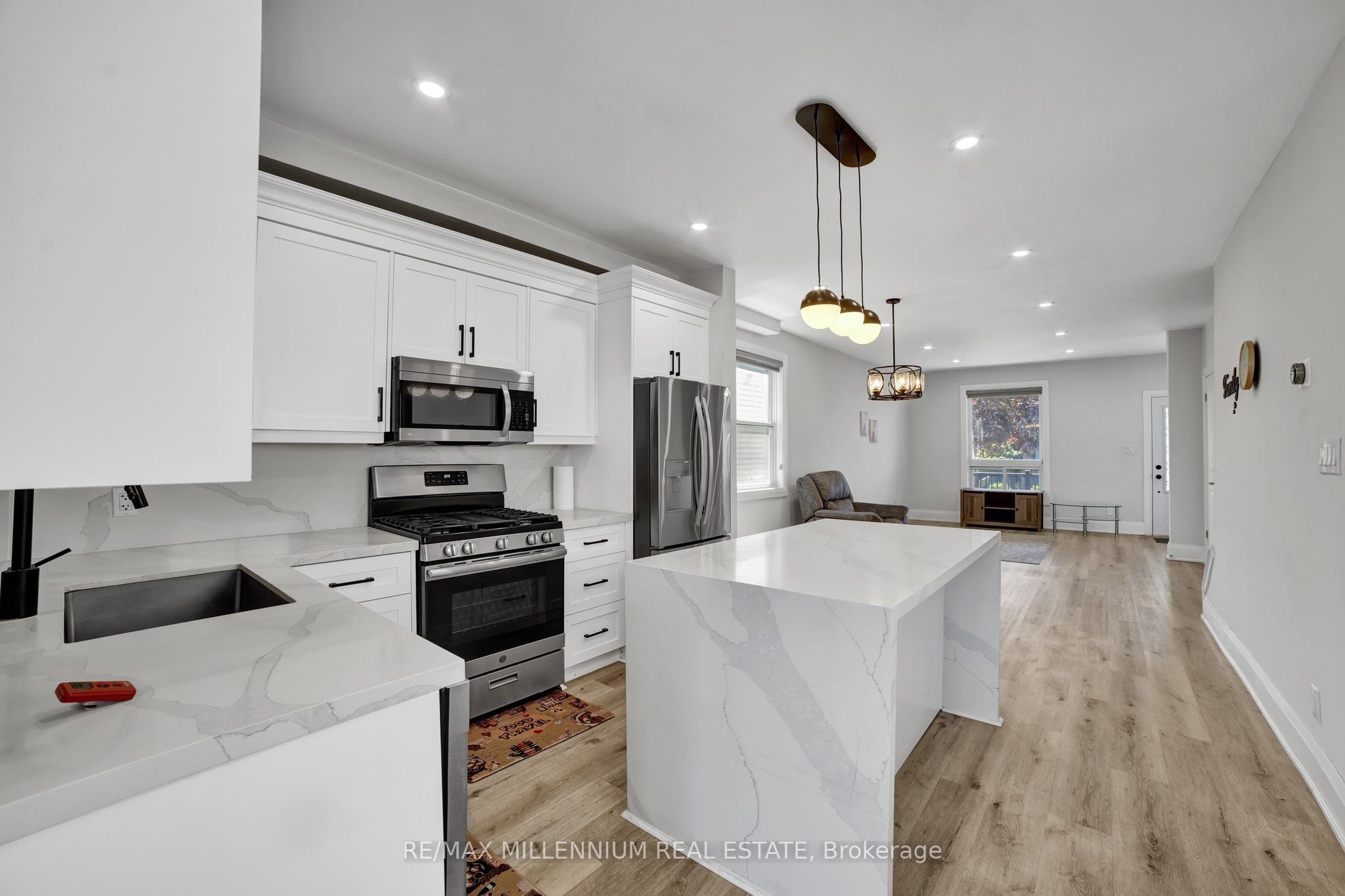 28 Albemarle Street