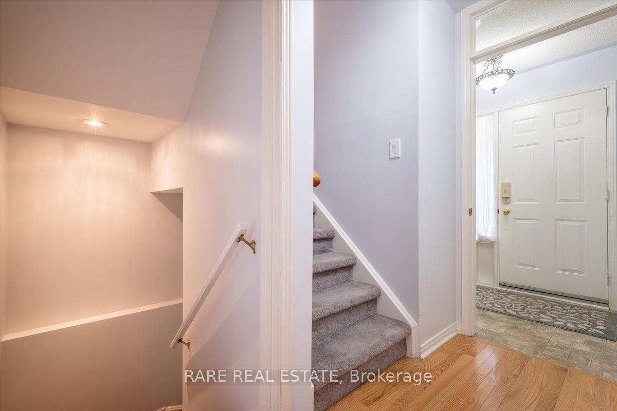 120 D'ambrosio Drive, #28