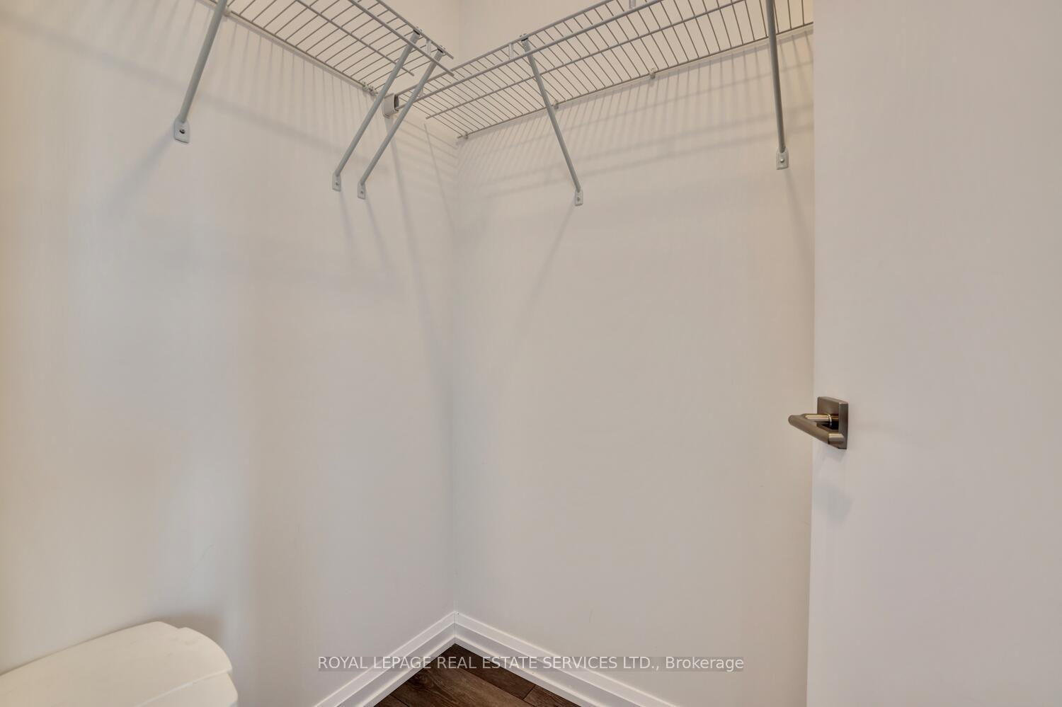 2 Bedrooms Condo at 4208 Dundas,  Toronto For sale