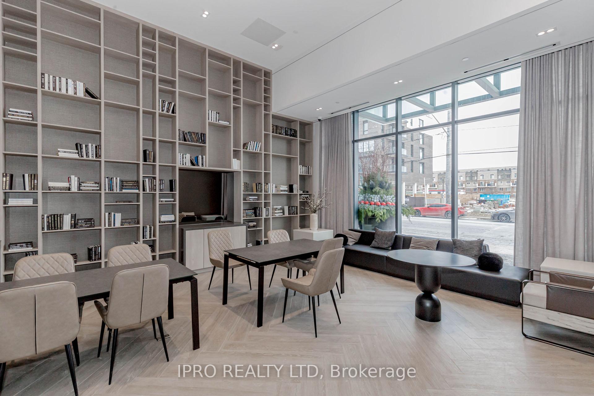2 Bedrooms Condo at 2450 OLD BRONTE, Oakville For sale