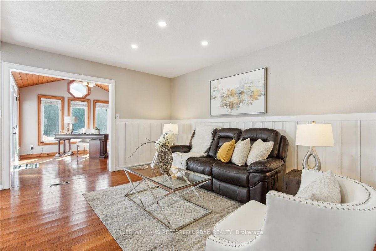 1 Cedarhurst Park, Georgina, ON L0E 1L0