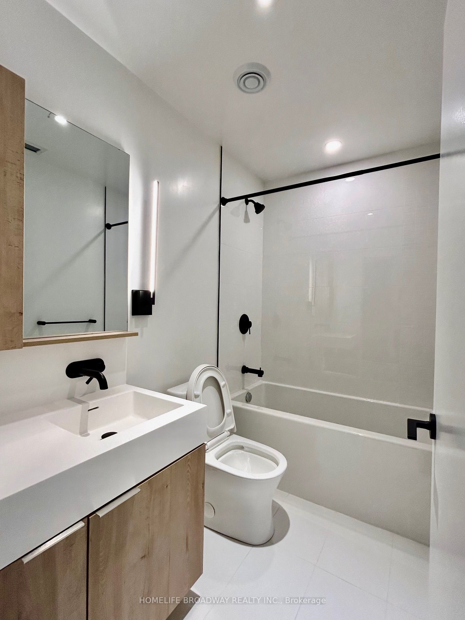 127 Broadway Avenue, #1505S