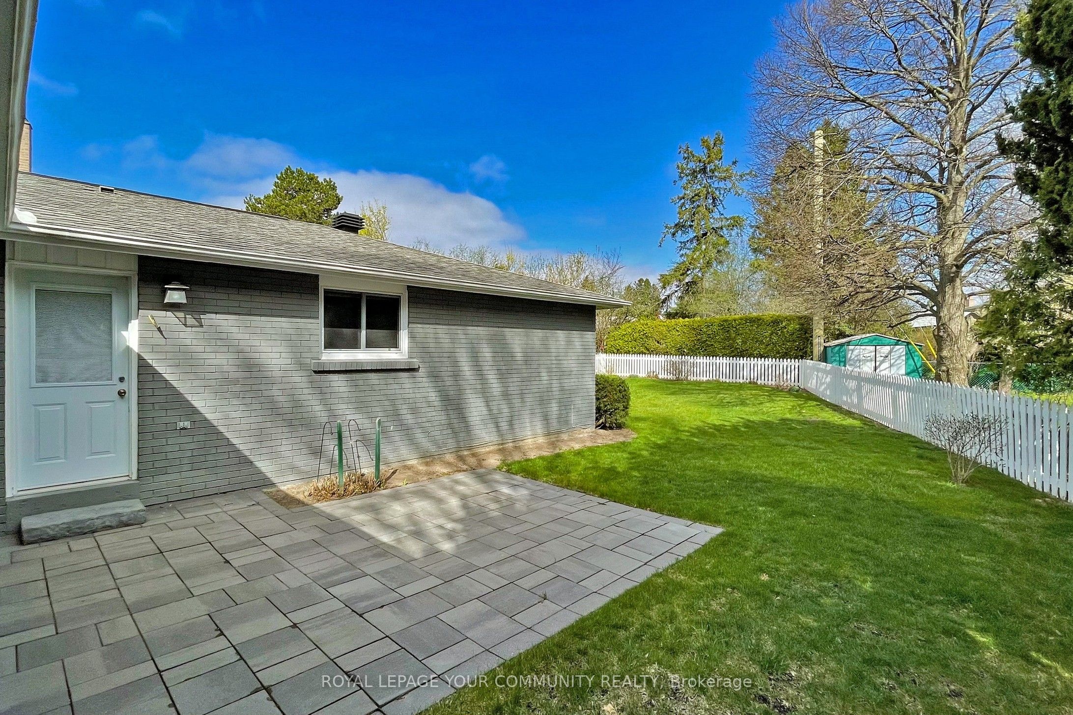52 Colonsay Road