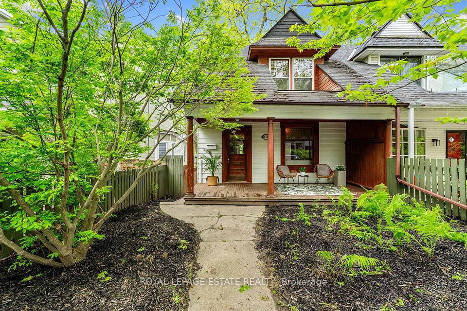 110 Spruce Hill