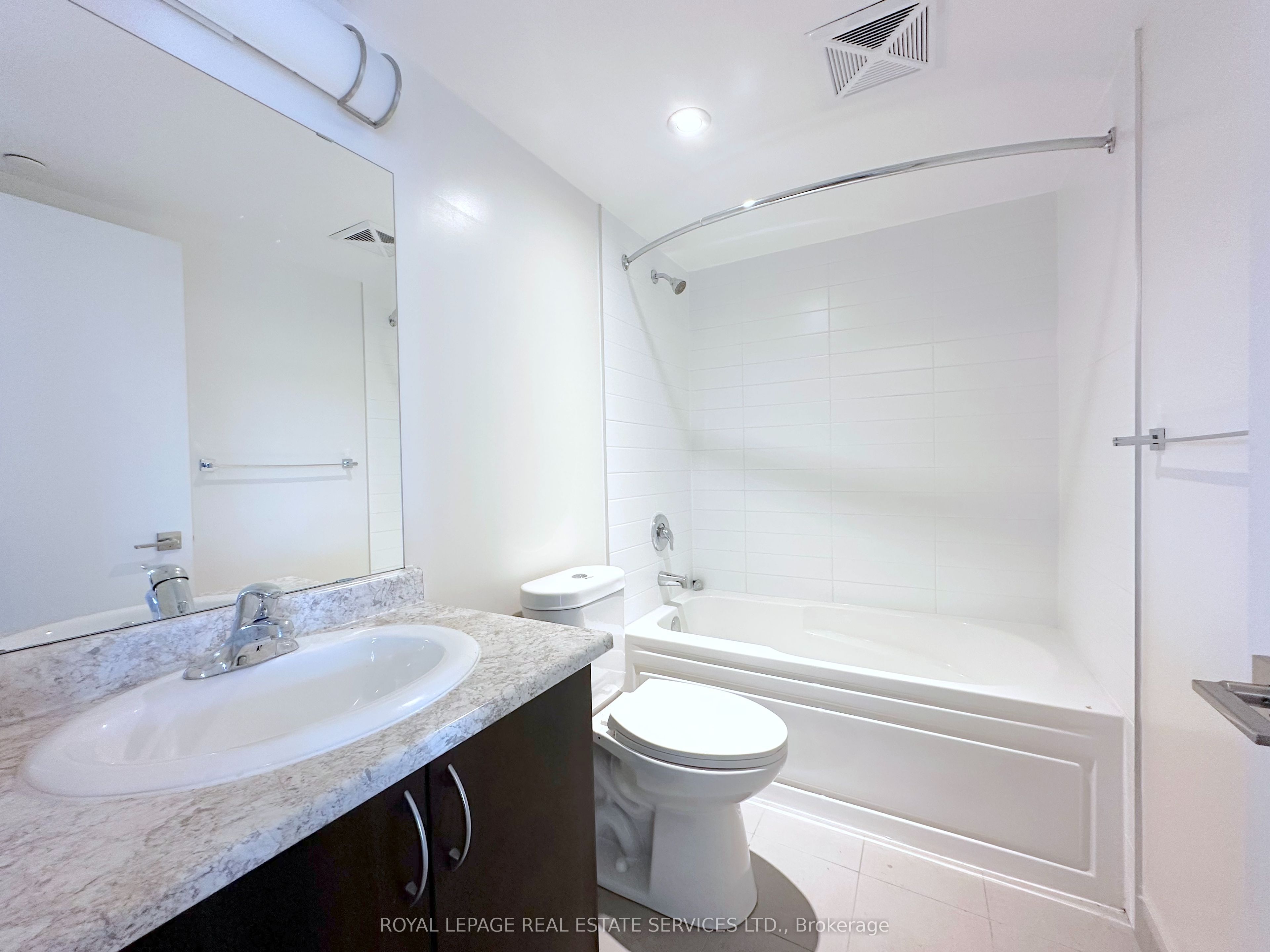 420 Harwood Avenue S, #604