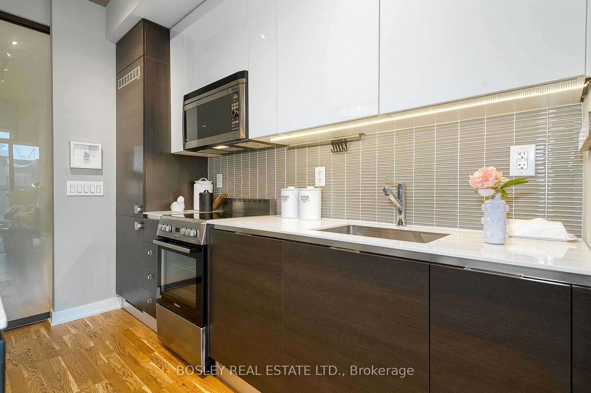 1 Bedroom Condo at 8 Dovercourt, Toronto For sale