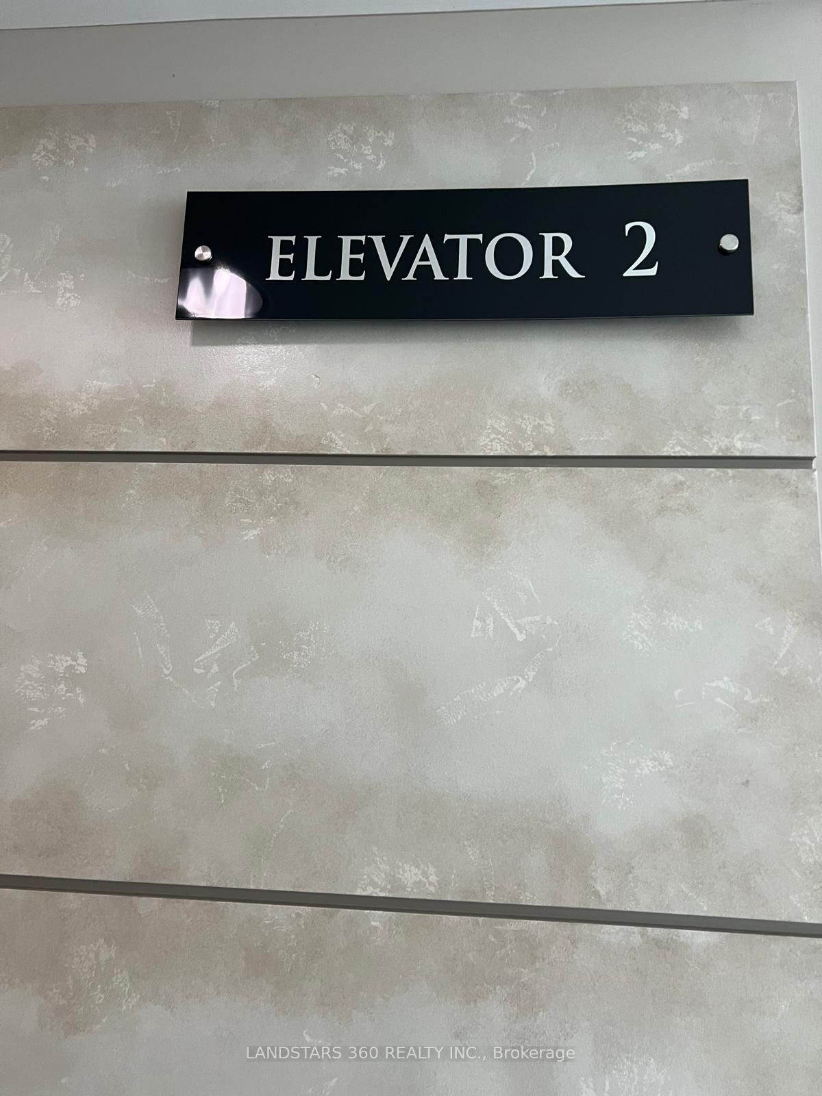 1 Watergarden Way, #4