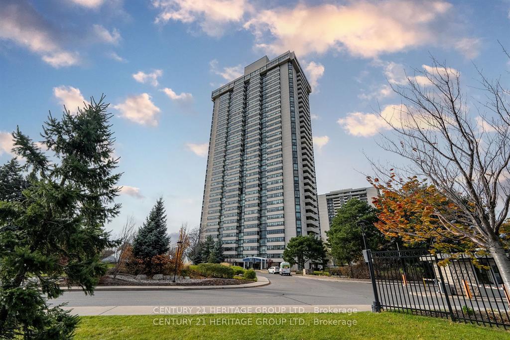 2 Bedrooms Condo at 3303 Don Mills, Toronto For sale