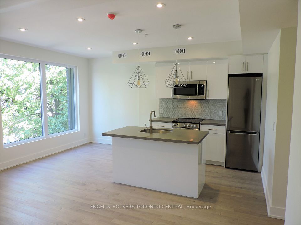 1555 Bloor