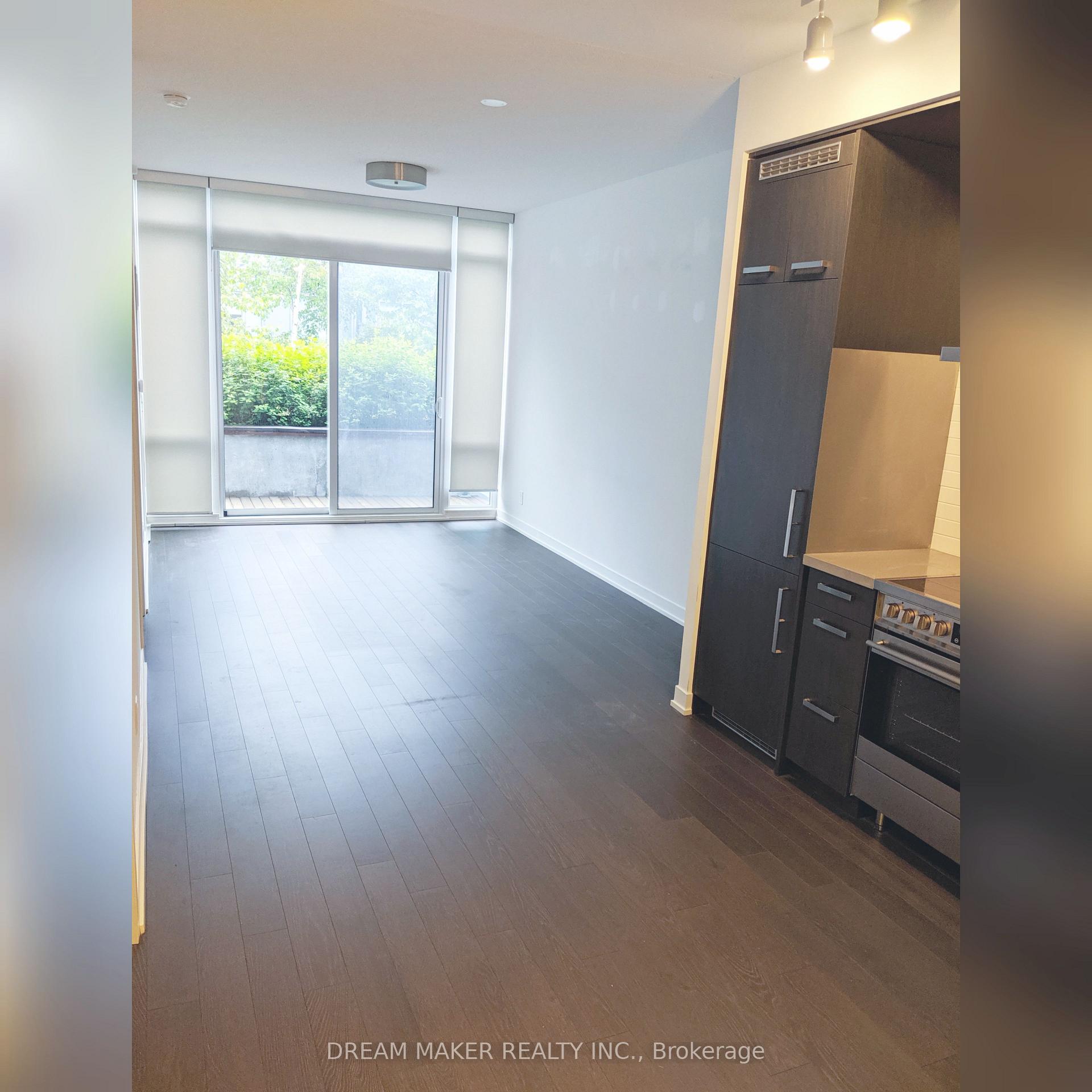 2 Bedrooms Condo at 455 Front, Toronto For sale
