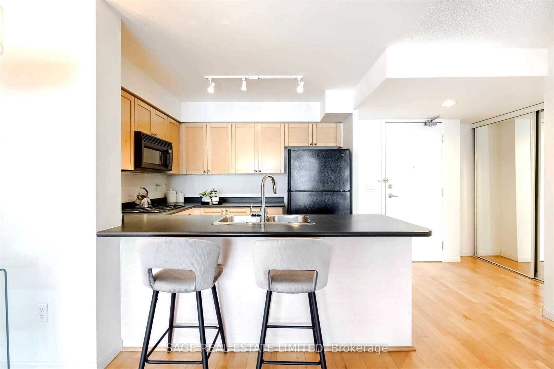 311 Richmond Street E, #605