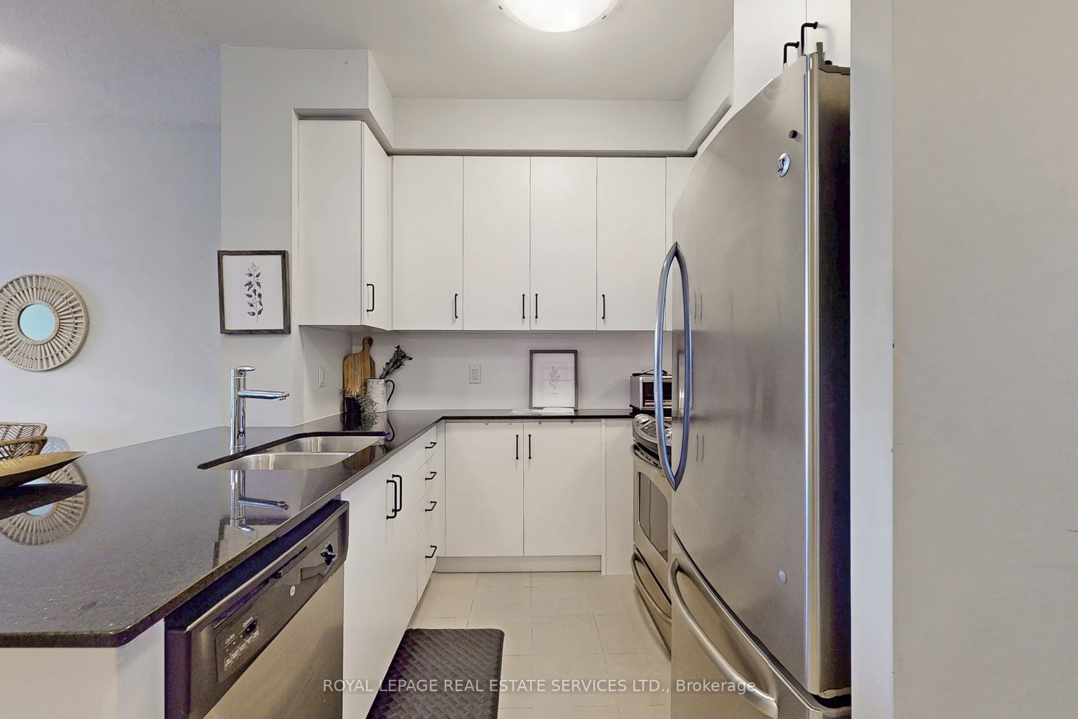 205 Sherway Gardens Road E, #311