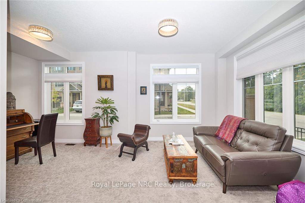 3 Bedrooms Condo at 288 Glover, Hamilton For sale