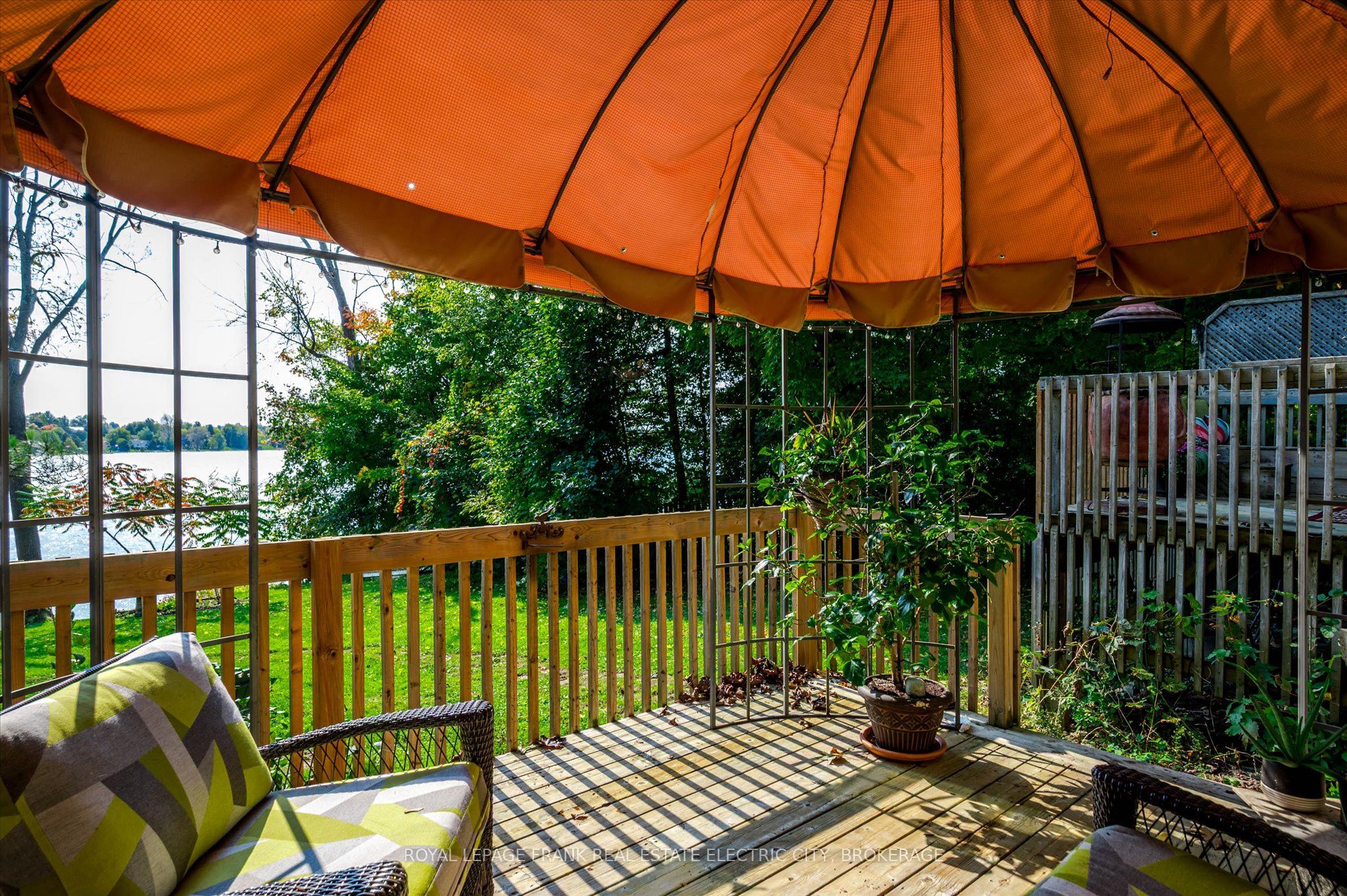 99 Lakeside Drive