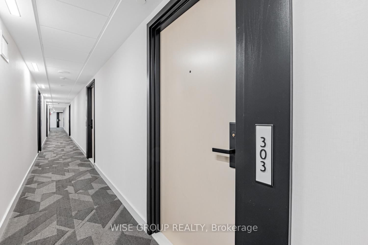2 Bedrooms Condo at 500 Wilson, Toronto For sale