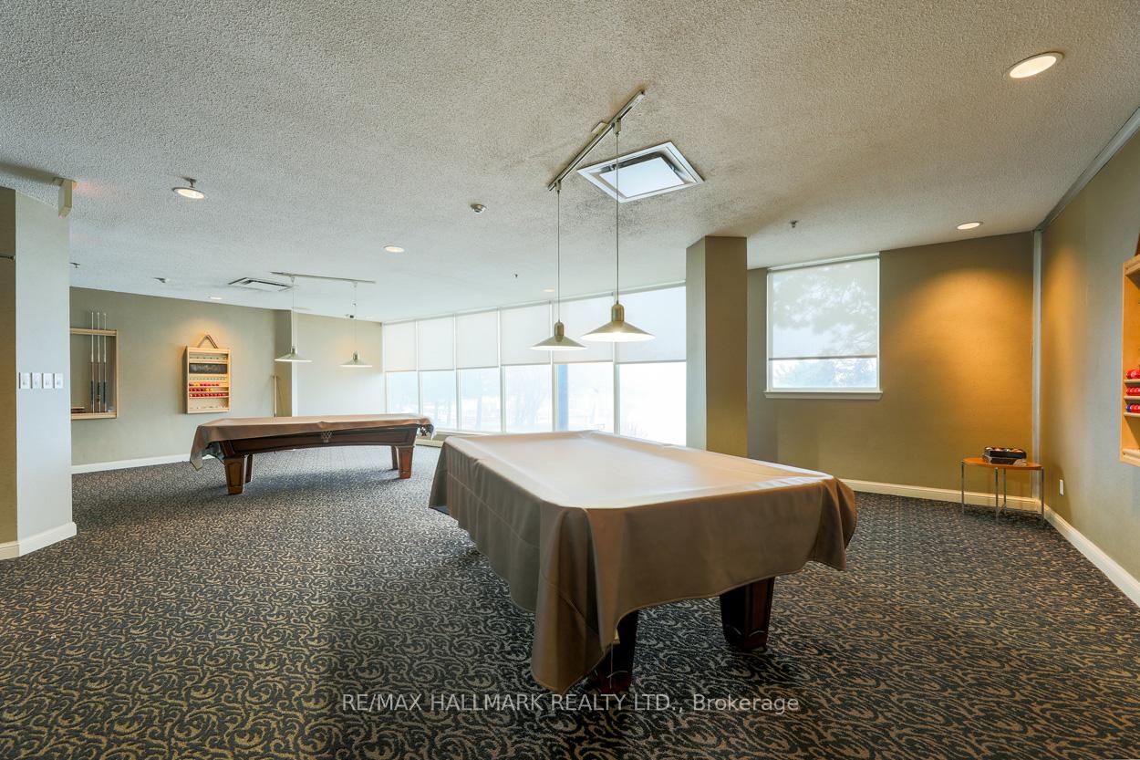 2 Bedrooms Condo at 1 Greystone Walk, Toronto For sale