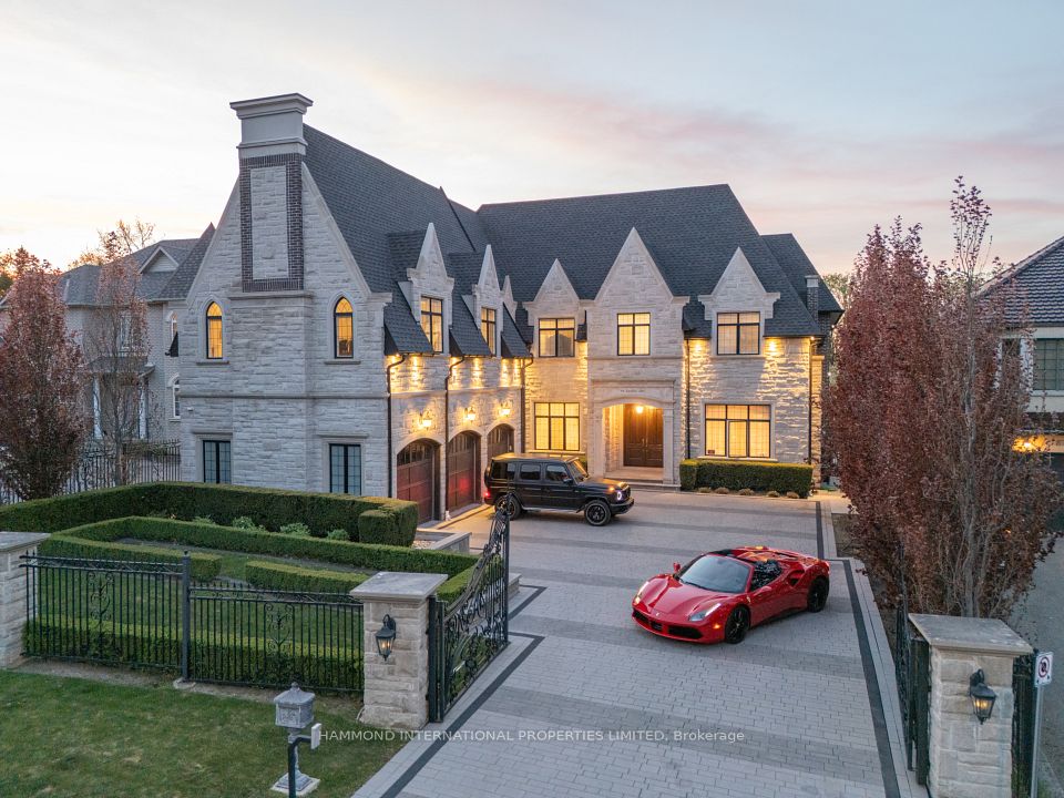 84 Garden Avenue, Richmond Hill, ON L4C 6M1