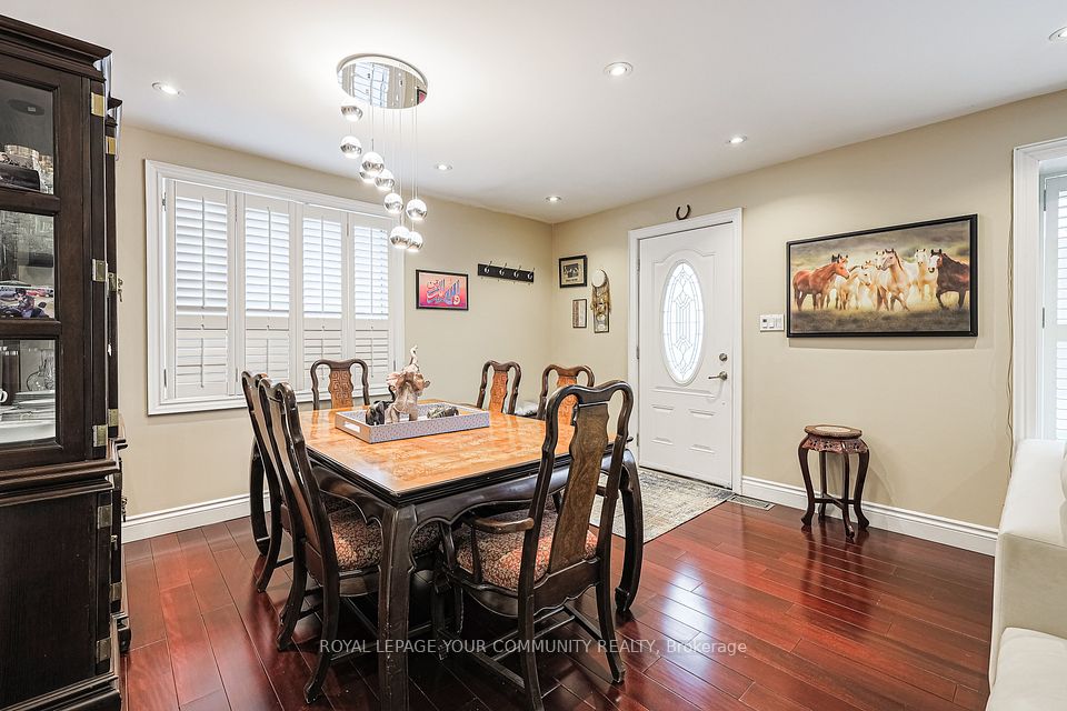 52 Princeway Drive, Toronto, ON M1R 2W1