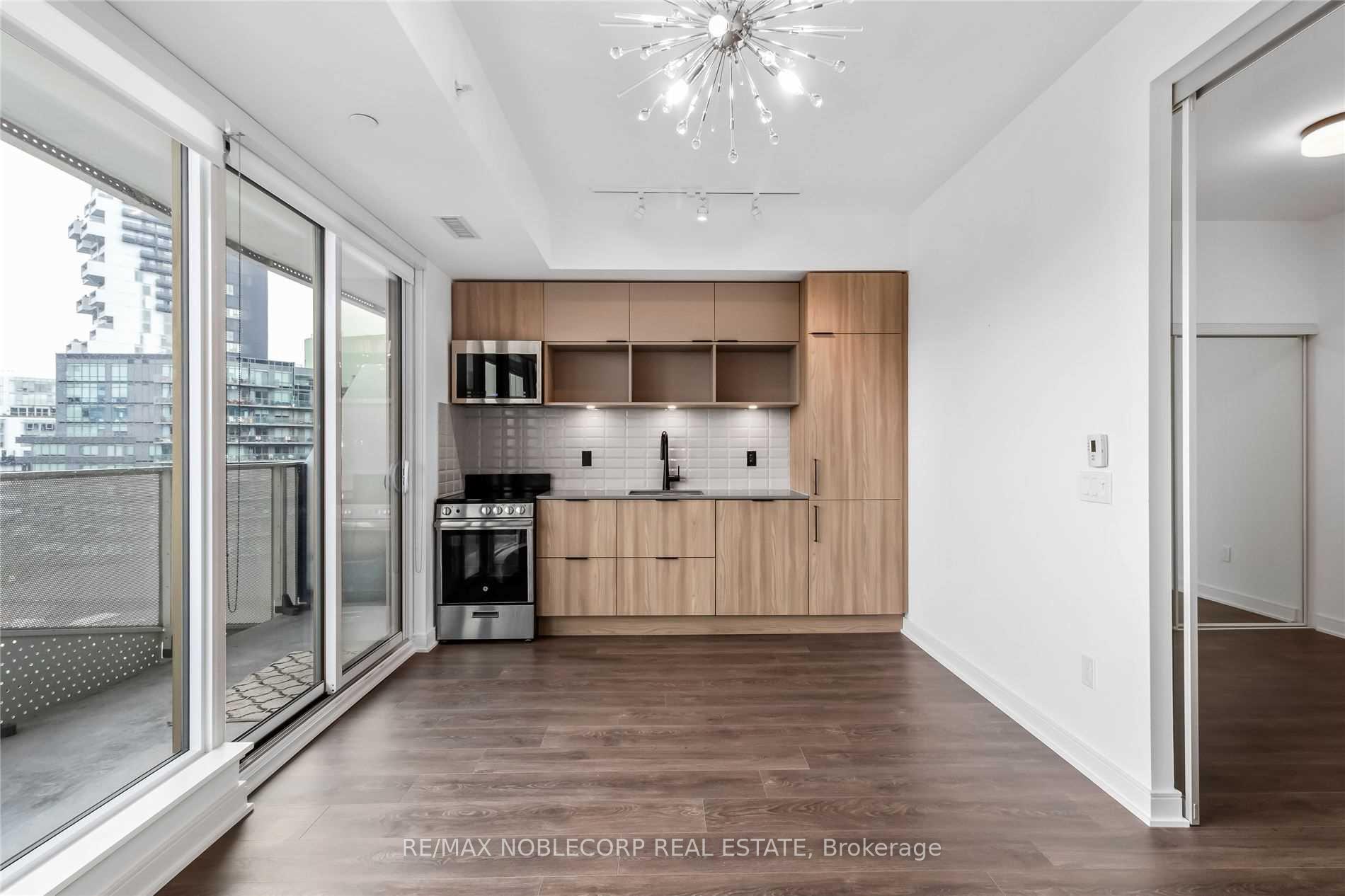 2 Bedrooms Condo at 60 Tannery, Toronto For sale