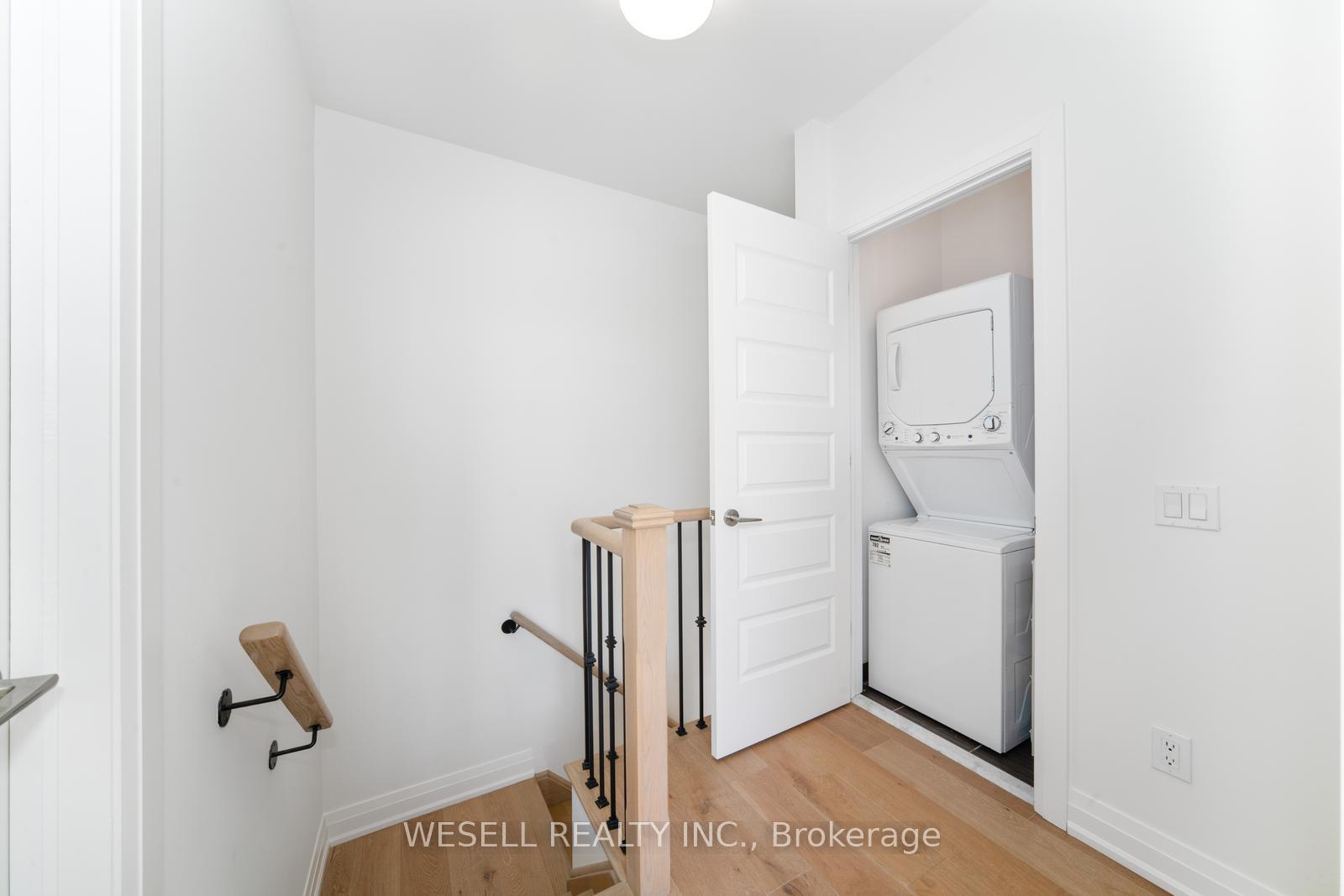 2 Bedrooms Condo at 8167 Kipling,  Vaughan For sale