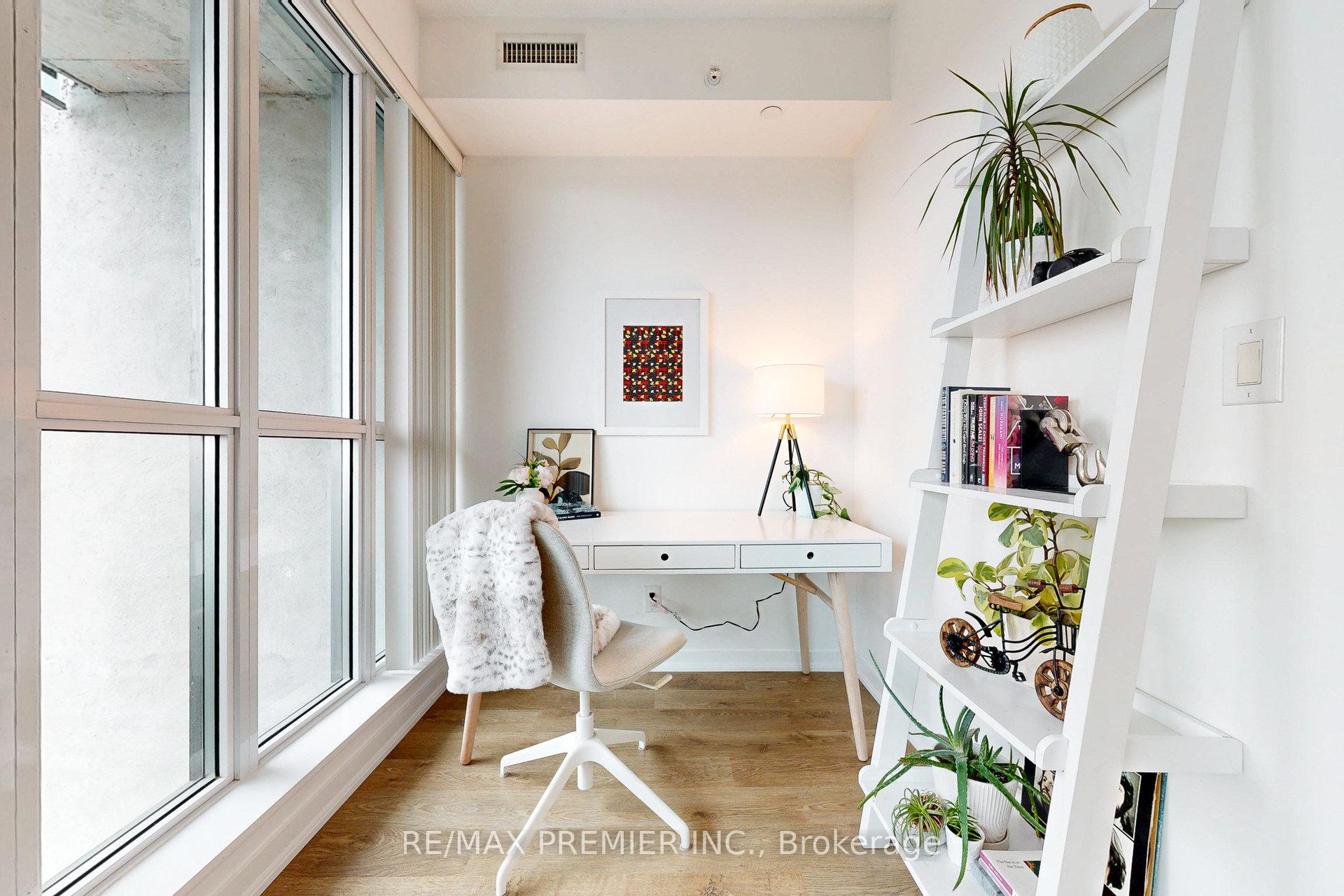 2 Bedrooms Condo at 150 East Liberty,  Toronto For sale