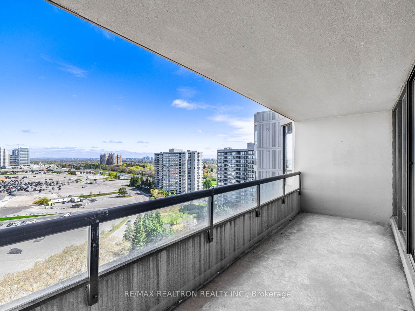 7420 Bathurst Street N, #1611