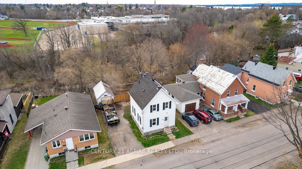 568 Moffat Street, Pembroke, ON K8A 3Y1