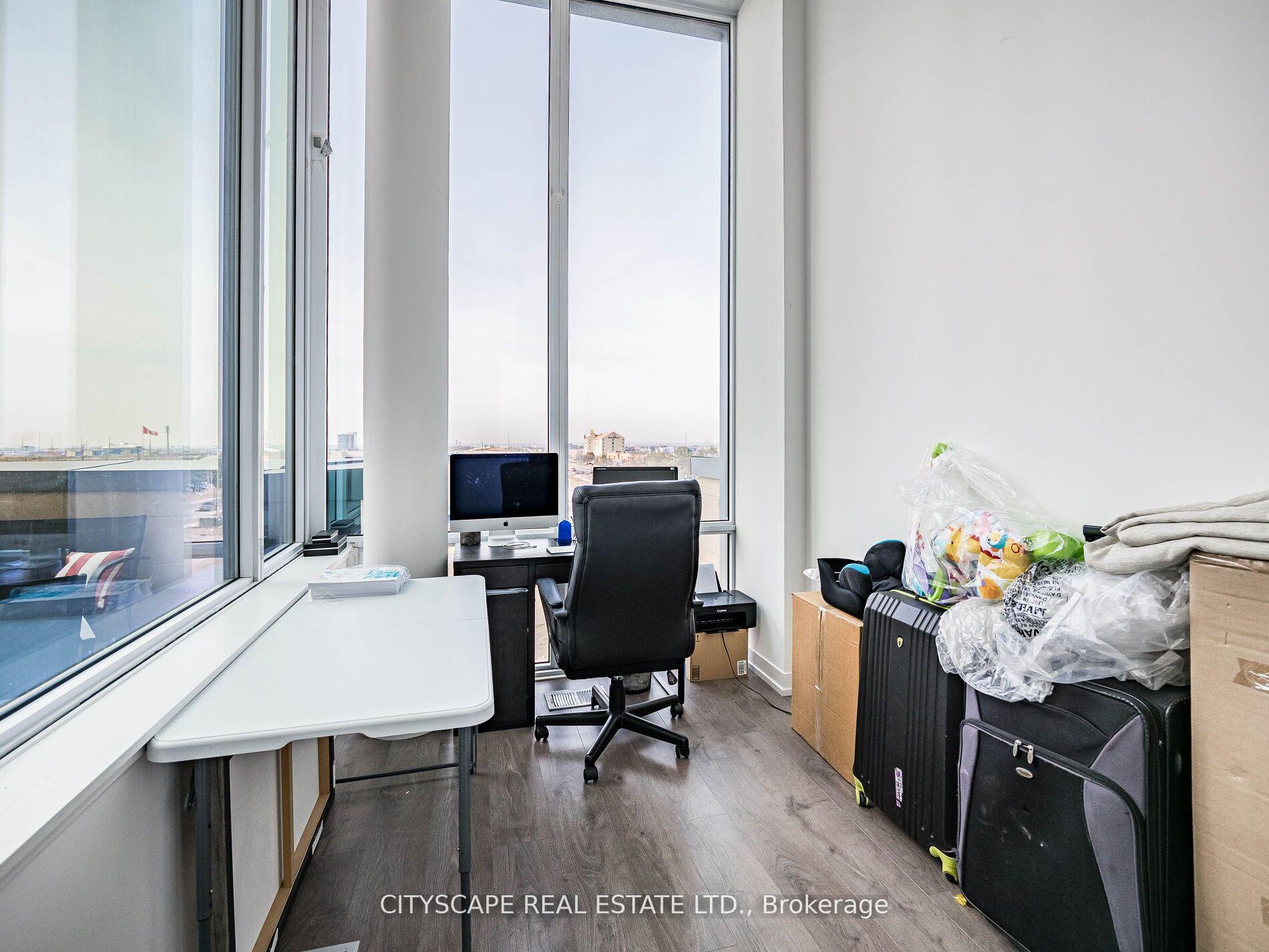 4 Bedrooms Condo at 9 Buttermill, Vaughan For sale