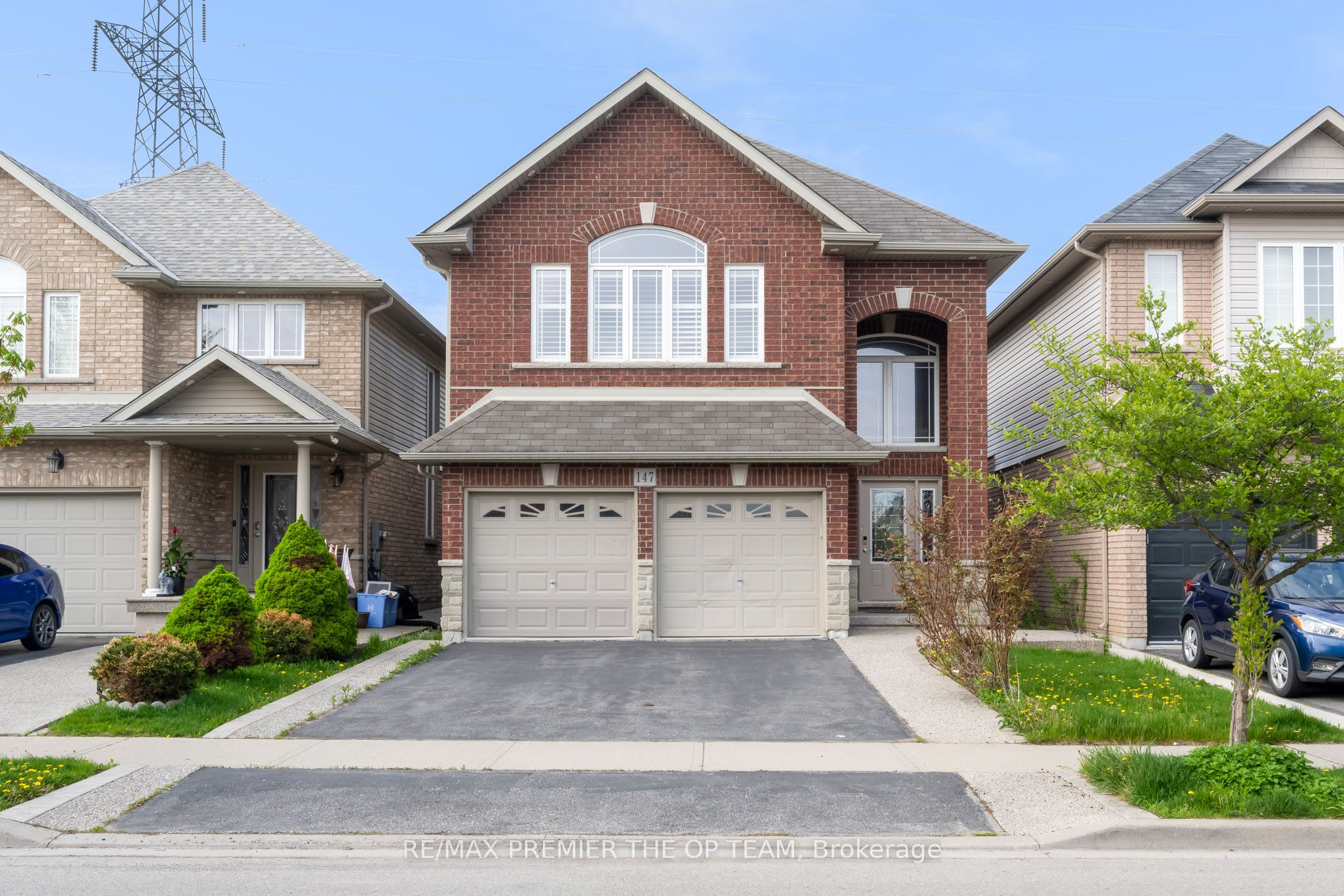 147 Pelech Crescent N