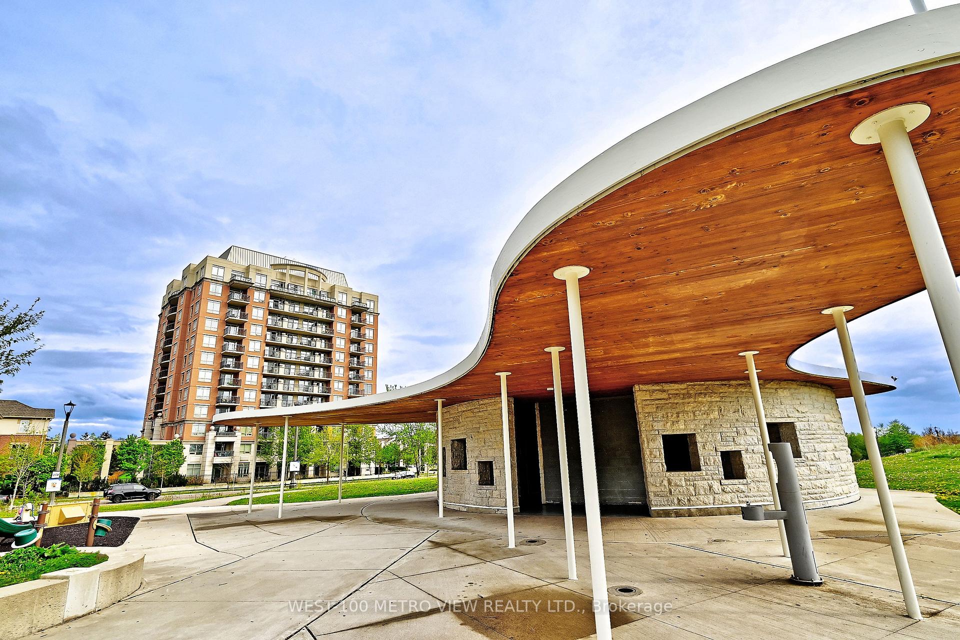 2 Bedrooms Condo at 2365 CENTRAL PARK, Oakville For sale
