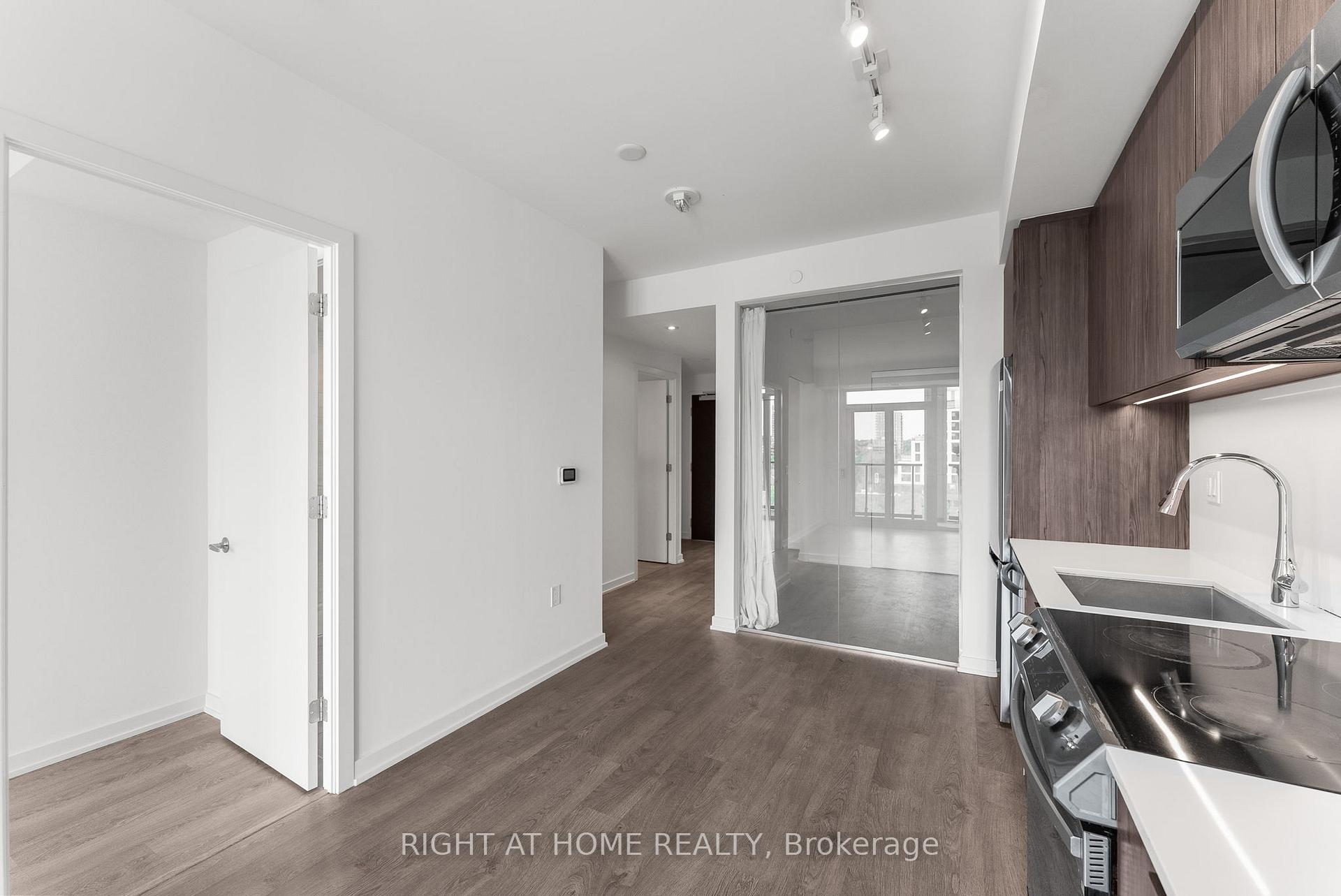 2 Bedrooms Condo at 50 Power, Toronto For sale