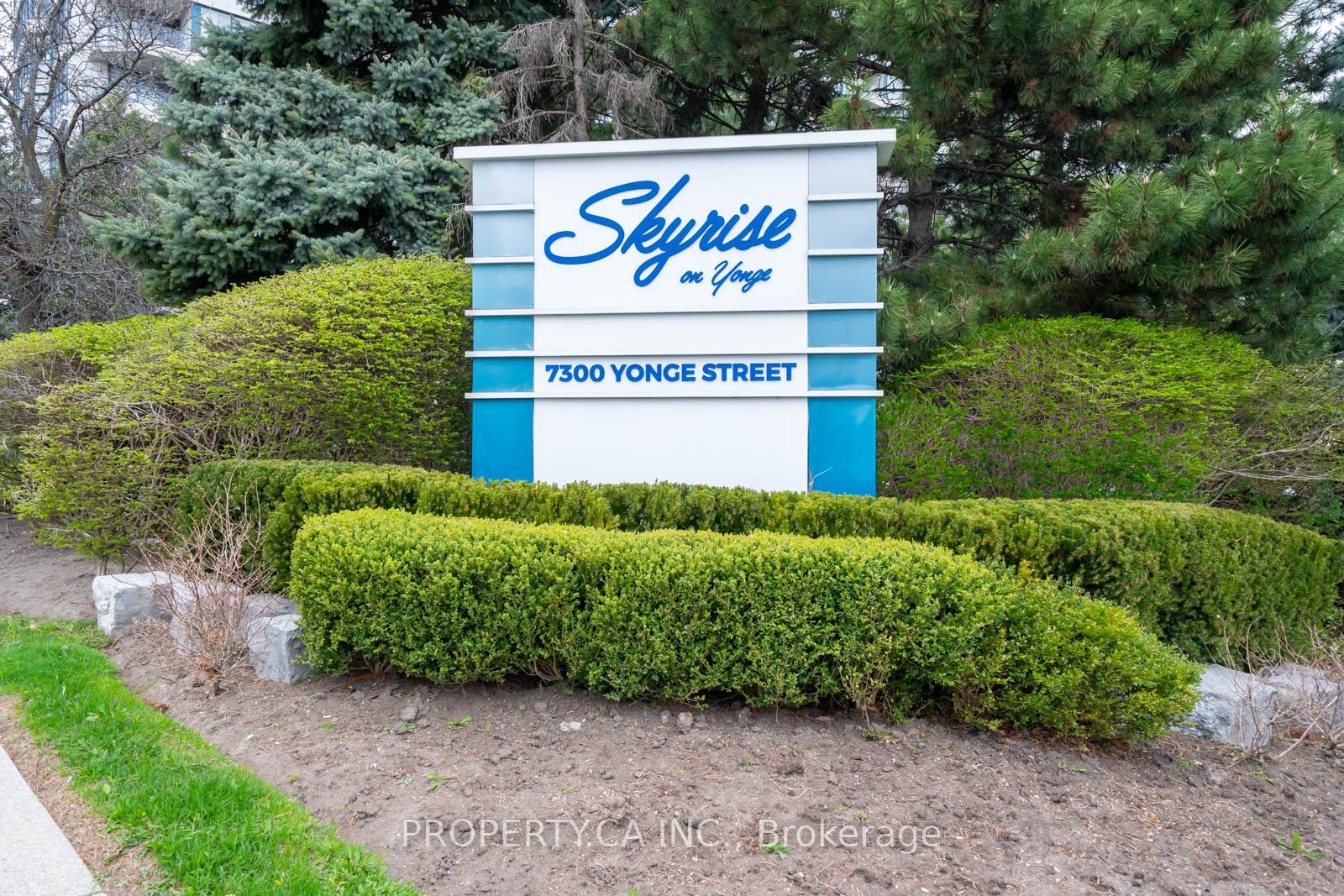 3 Bedrooms Condo at 7300 Yonge, Vaughan For sale