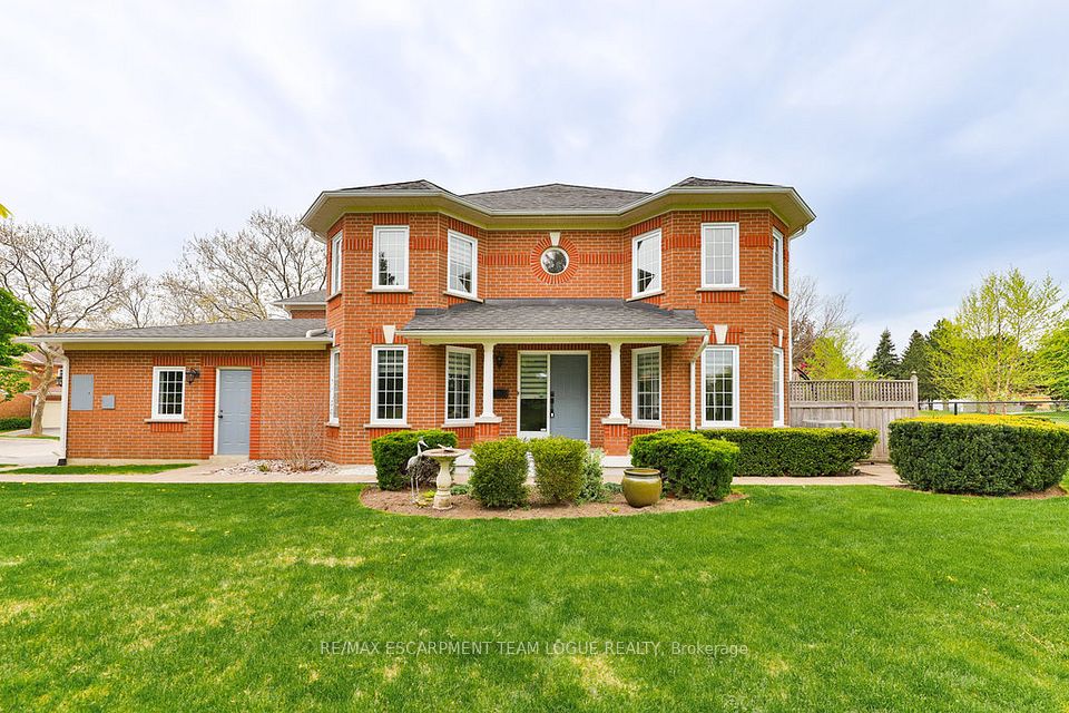 2145 Country Club