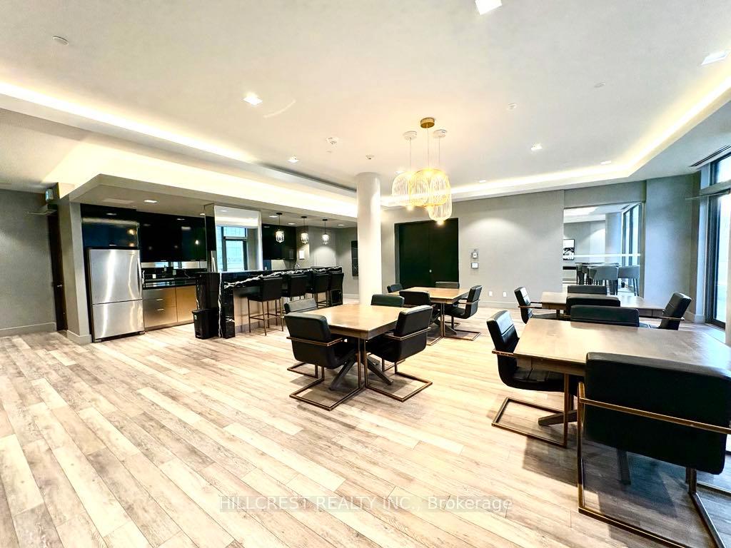 2 Bedrooms Condo at 36 Forest Manor,  Toronto For sale