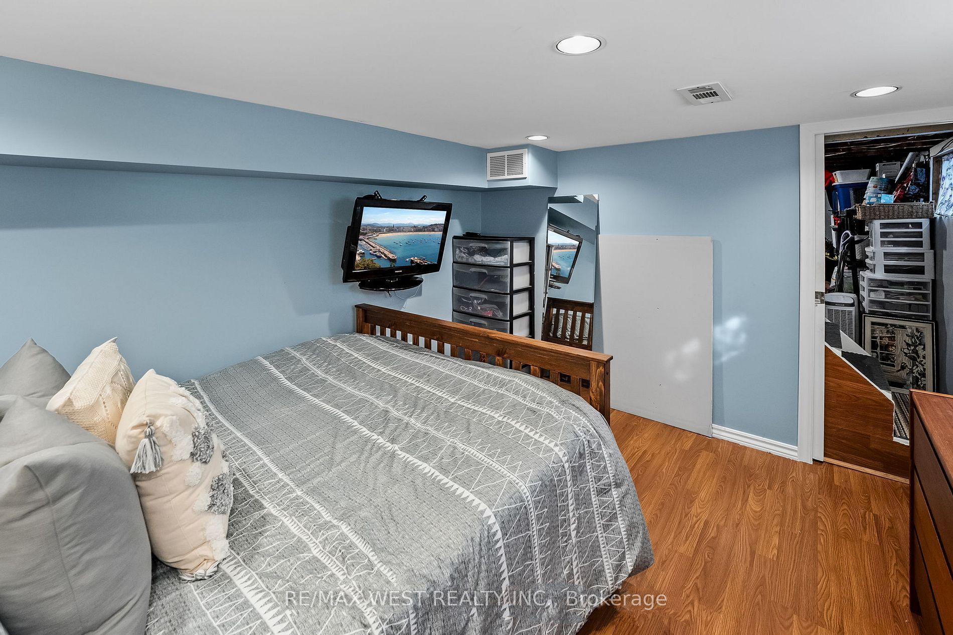 253 Ritson Road, Oshawa Central