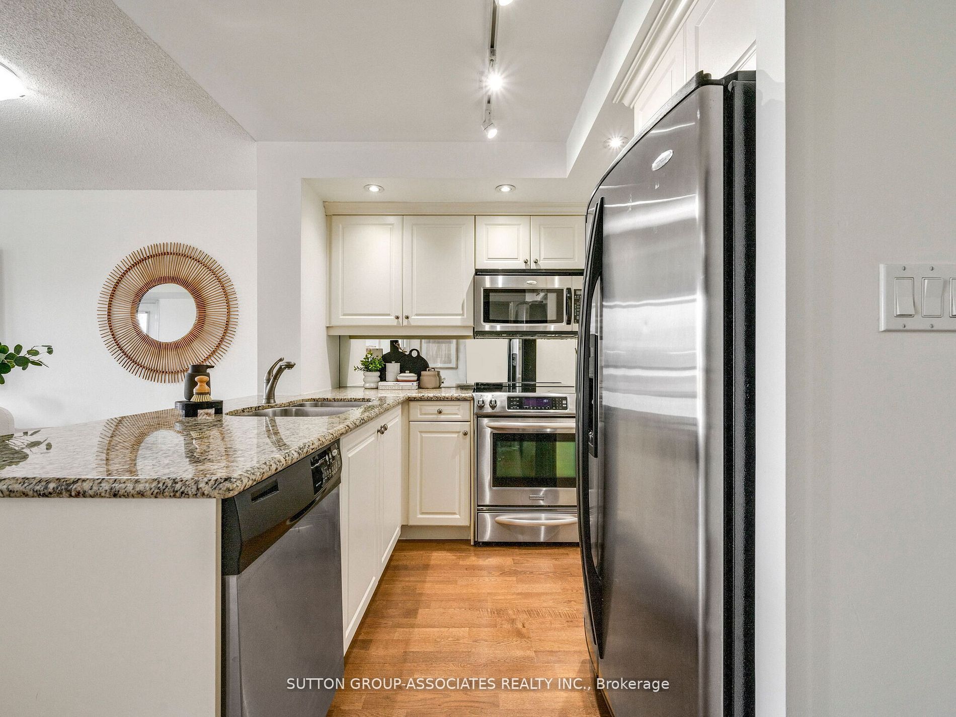 900 Mount Pleasant Road, #320