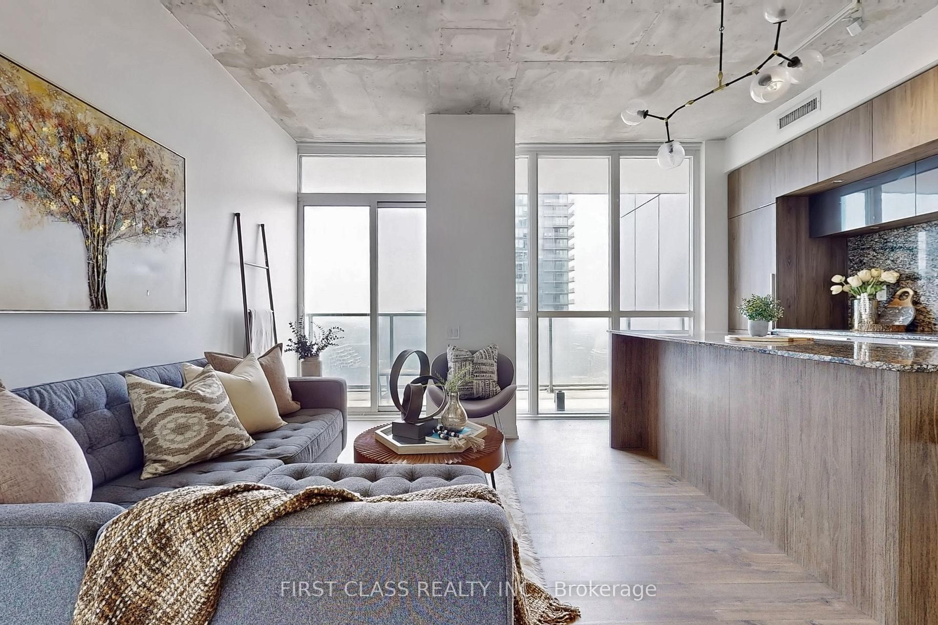 3 Bedrooms Condo at 88 Blue Jays, Toronto For sale