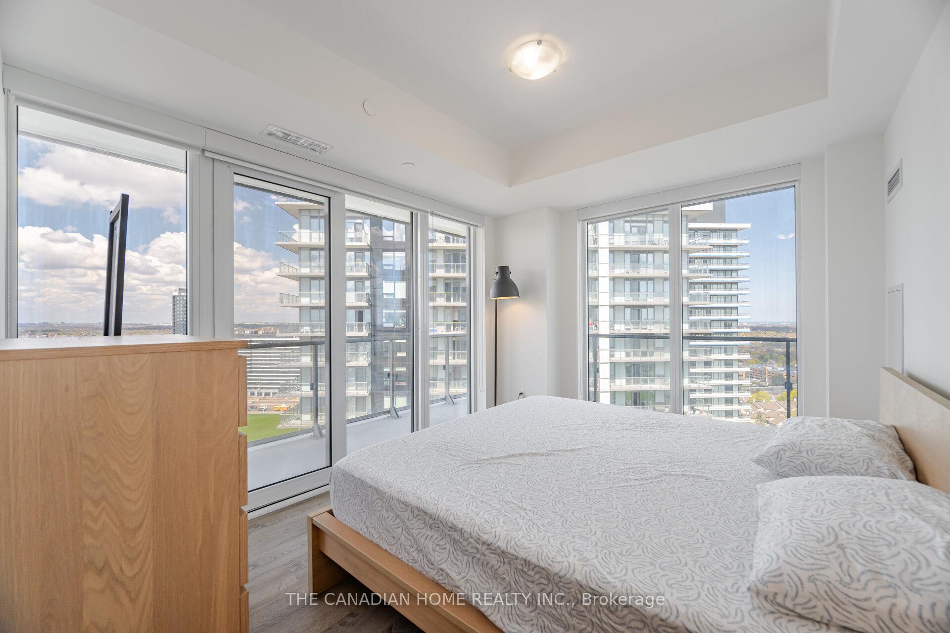 3 Bedrooms Condo at 4655 Metcalfe, Mississauga For sale